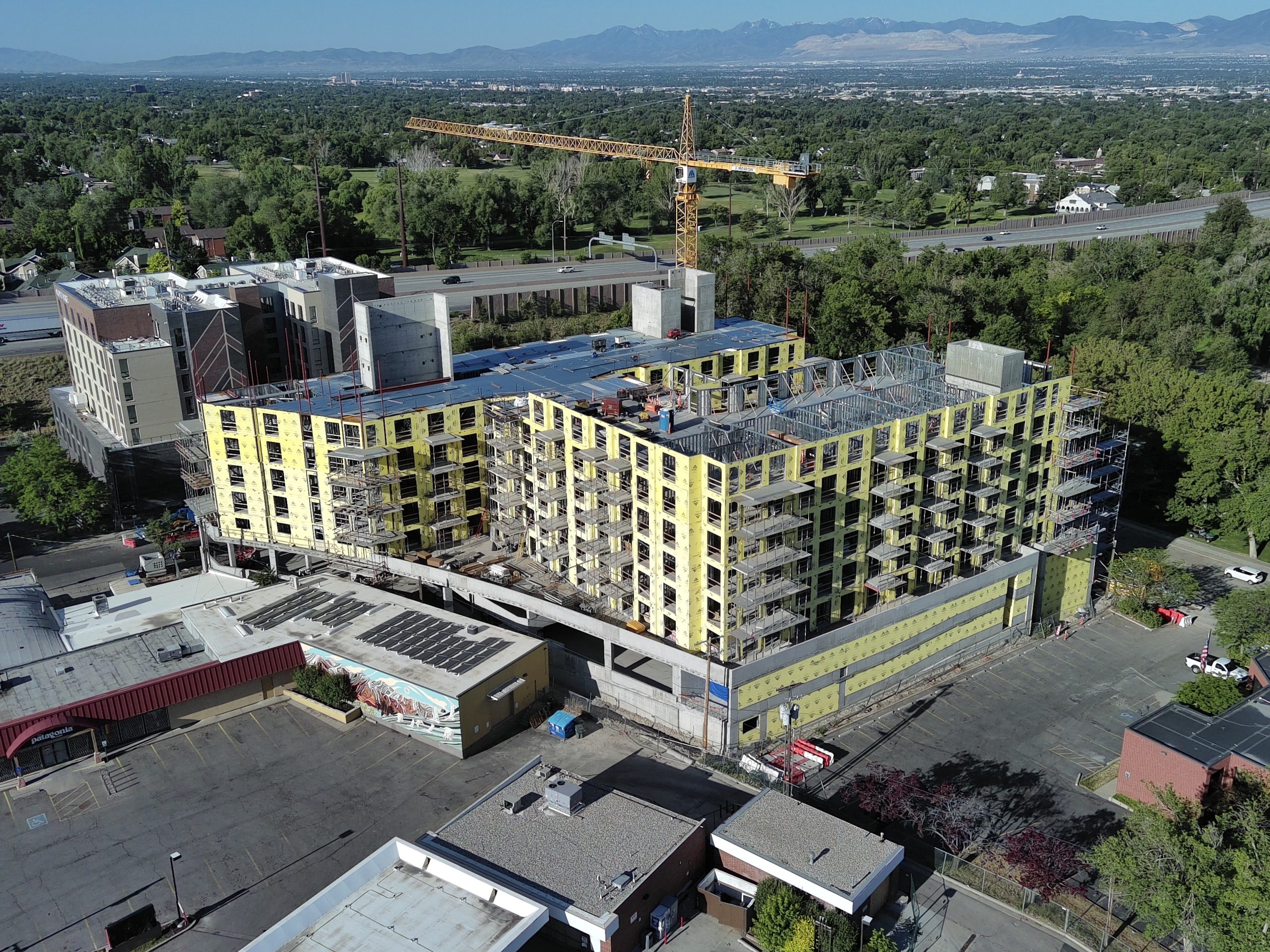There's a glut of studios and one-bedrooms in SLC. So why are student housing complexes popping up? - Building Salt Lake